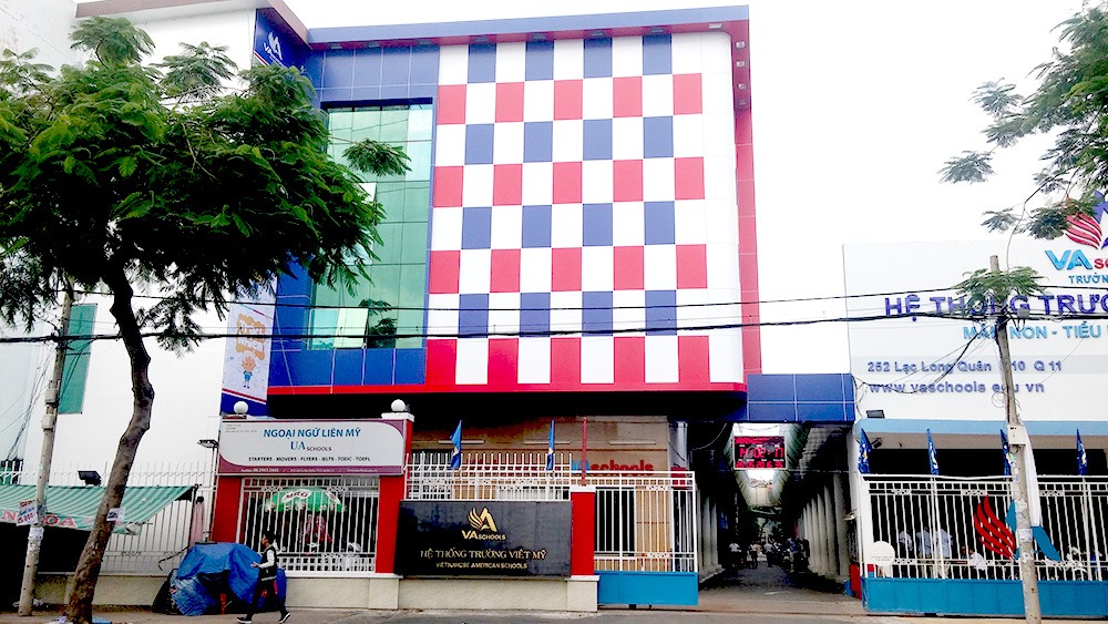 thi-cong-mat-dung-alu-he-thong-9