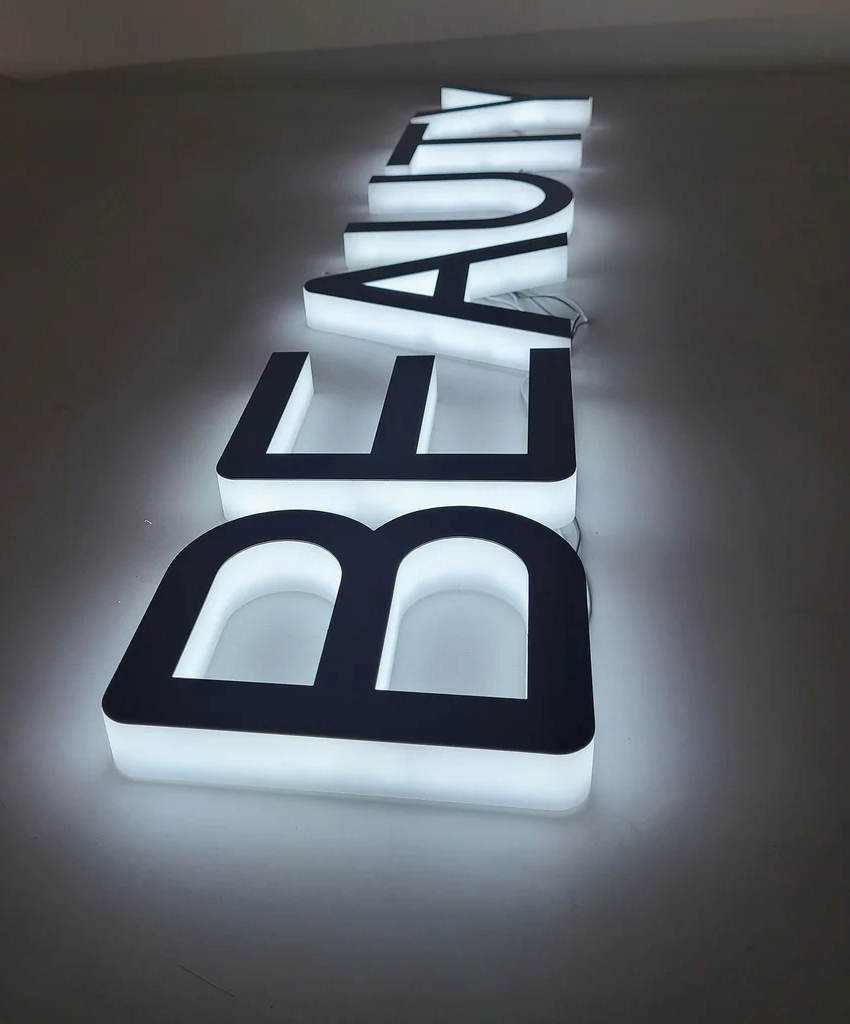 Chữ mica sáng đèn đẳng cấp cho các thương hiệu