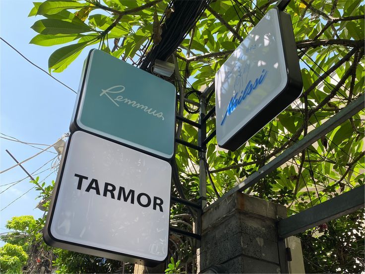 Hộp Đèn Hút Nổi Mica (Hộp Đèn Vẫy)