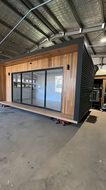 Thi công nhà lắp ghép hiện đại ngay tại trung tâm Thành phố Hồ Chí Minh