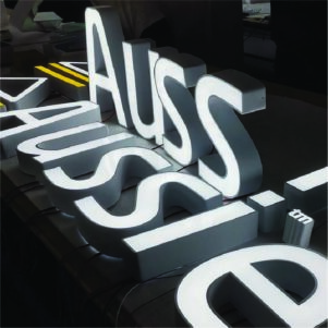 Chữ Nổi Chân Nhôm